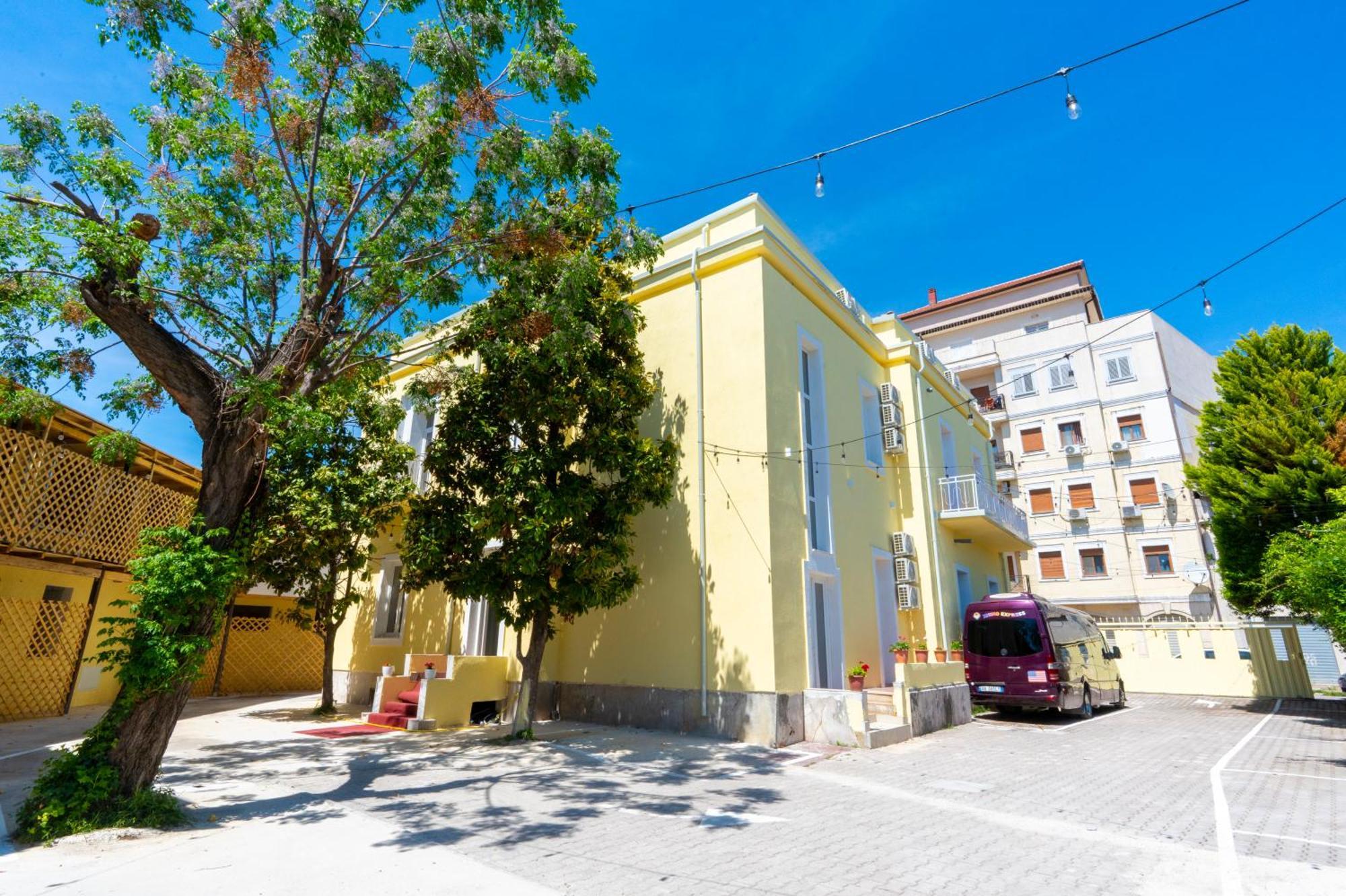 Gjuhadoli Hotel Restaurant Shkoder Ngoại thất bức ảnh